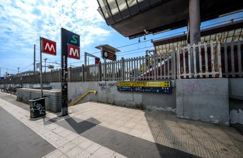 Milan Apartment | Cozy Suite Rogoredo Apartment next to the metro and train station