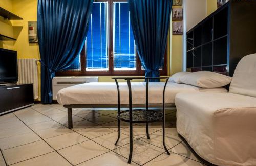 Milan Apartment | Cozy Suite Rogoredo Apartment next to the metro and train station