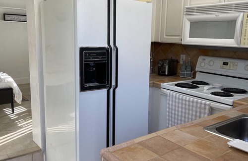 West Little Havana Apartment | Cozy suite with private entrance and parking!