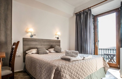 Myrina House | Cozy Suites At The Deep Blue Sea 4,5,6,7