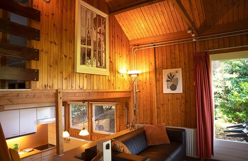 Municipality of Soest House | Cozy summer cottage in forest and overlooking meadow