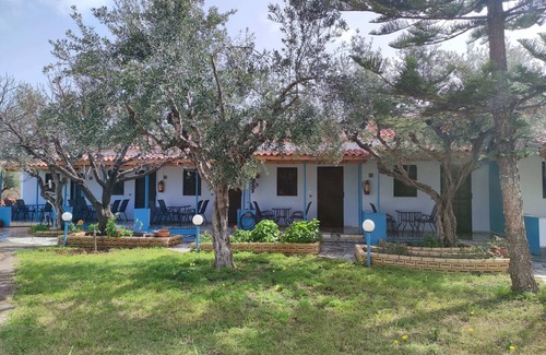 Pylos-Nestoras House | Cozy Summer Retreat - Perfect Location & BBQ