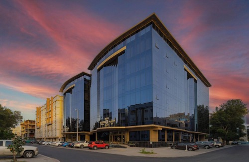 Al-Hamra'a House | Cozy Sunday King Stay in Alhamra