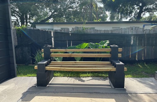 West Colonial Apartment | Cozy tiny house escape in sunny Orlando with WiFi, AC, and all you need to relax