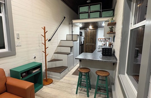 Hendersonville House | Cozy Tiny House minutes from Pisgah and DuPont