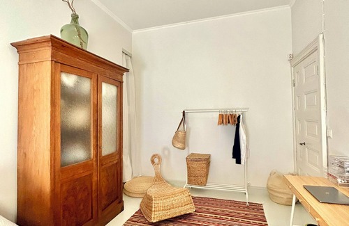 Kamppi Apartment | Cozy Top-Floor Apartment in Trendy Punavuori