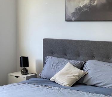 Dakabin House | Cozy townhouse in Dakabin ideal for young family