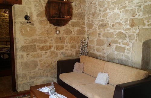 Gortyna Cottage | Cozy traditional stone-house at Cretan nature .Stunning.