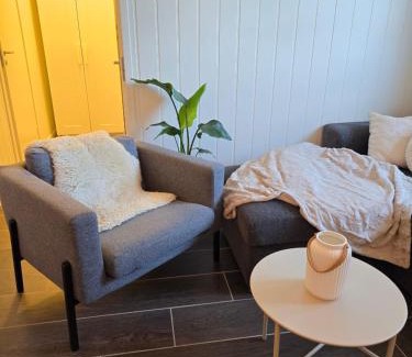 Tromso Apartment | Cozy Tromsø apartment, No parking november to april