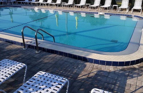 East Lake Woodlands Condo | Cozy Two Bedroom Condo Tucked Away In The Serene Settings Of East Lake Woodlands