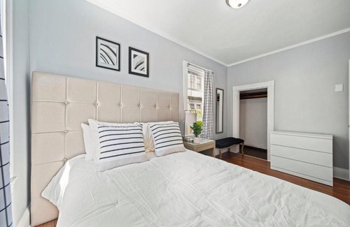 Oak Square Apartment | Cozy Up in 5BR Apt Near Charming Oak Square