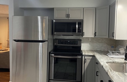 Rochester House | Cozy Updated Ranch 3 Bedrooms 2 Full Baths.