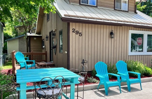Manitou Beach Cottage | Cozy Updated Cottage in Manitou Beach Village