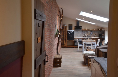 Grosefehn Apartment | Cozy vacation apartment in a rural idyll, vacation with horse and dog possible