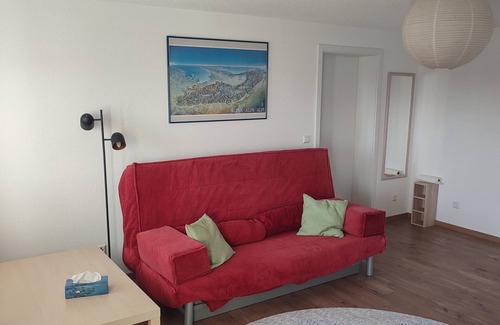 Weilheim Apartment | Cozy vacation apartment with carport and wallbox for you and your pet.