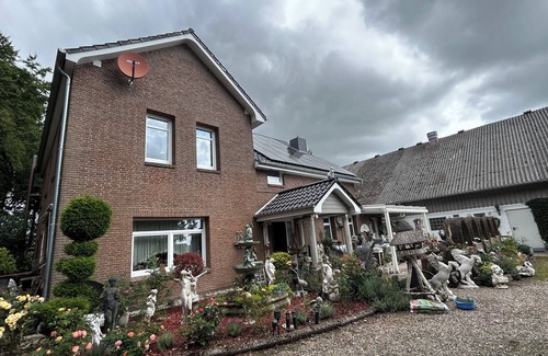 Dithmarschen Apartment | Cozy vacation apartment near Friedrichstadt with sauna and whirlpool