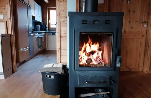 Hohentauern House | Cozy vacation home with wood-burning stove and sauna - right on the ski slope