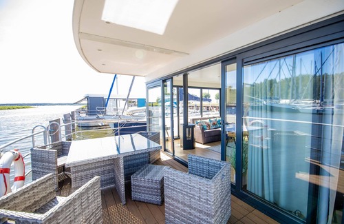 Peenemuende Boat Rental | Cozy vacation home right on the water for 4 people