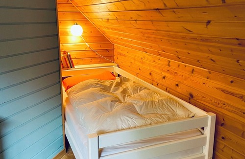 Daaden Cabin | Cozy vacation home right by the forest, perfect for hiking and relaxing