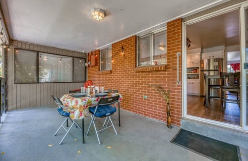 Morse Park Apartment | Cozy Veranda Vibes | BBQ, Garage, String Lights