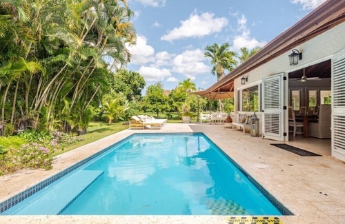 Casa de Campo Villa | Cozy Villa in Casa De Campo with a Golf view, 3 mins away from beach.