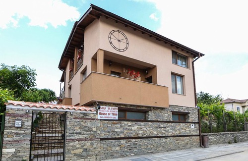Ognyanovo House | Cozy villa in the mountains with outside pool, stone BBQ and stunning views.