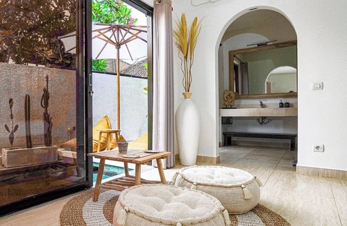 Padonan Villa | Cozy Villa Orchid with private pool in Canggu