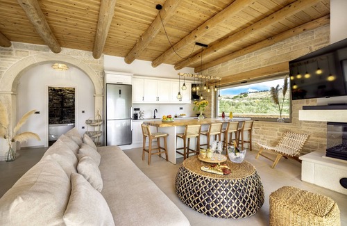 Katochori Villa | Cozy villa with private pool in a serene area