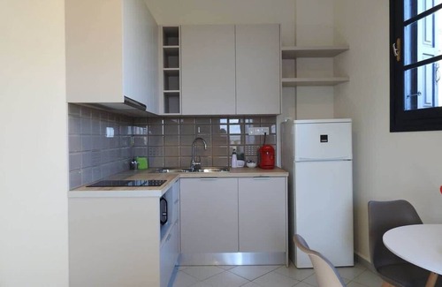 Stalida House | Cozy Villa with Sea View, Private Balcony & Terrace