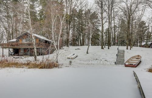 Walker Cabin | Cozy Vintage Cabin Right on the Lake. Bedroom, Lower Level & Loft. Sleeps 4.