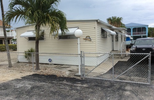 Sexton Cove Estates House | Cozy Waterfront Home with plenty of Dock and Access to Florida Bay