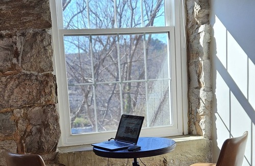 North Raleigh Apartment | Cozy Waterfront Retreat by a Beautiful Greenway