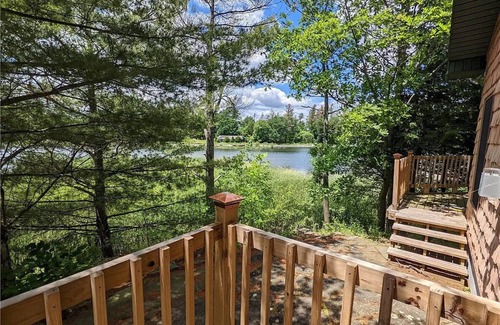 Alexandria Bay House | Cozy waterfront open floor plan home in Alex Bay, NY
