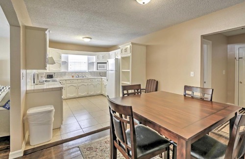 Weslaco House | Cozy Weslaco Home with Backyard in Quiet Neighborhood