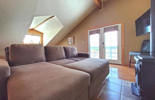 Payson House | Cozy Westside Guest Suite with Great View
