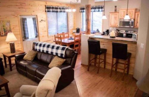 Show Low Apartment | Cozy White Mountain Getaway!