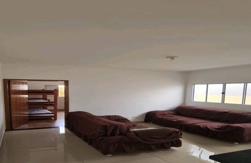 Itanhaem House | Cozy with a pool and beach just around the corner.