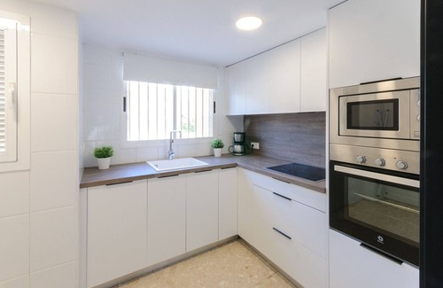 Grao de Gandia Apartment | Cozy with mediterranean style, a few meters from the beach. A/C and free wifi. Terrace with sea views
