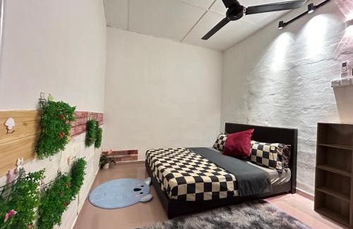 Central Seberang Perai House | Cozy255#4pax#Wifi#NearAeonAlma#5kmtoIconCity