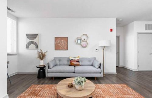 Downtown Indianapolis Apartment | CozySuites 1BR in Bottleworks Indy Unit #7