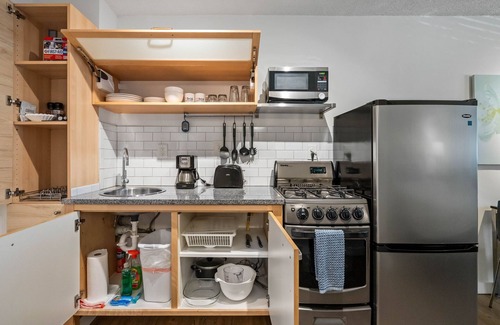 Brookwood Apartment | (CPA) Quick + Easy Virtual Check In, Perfect for Business Professionals
