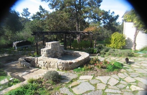 Carmel Valley House | Craftsman within easy walk to 26 wine tasting rooms, restaurants and shops!