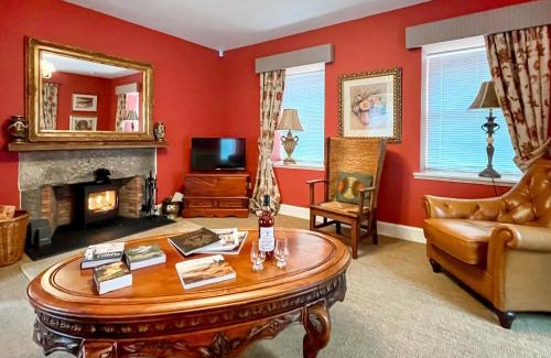 Murthly House | Craigmore Cottage