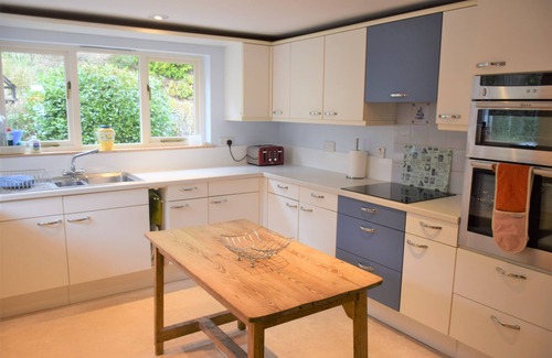 Kippford Cottage | Craigrathan - a house that sleeps 7 guests in 4 bedrooms