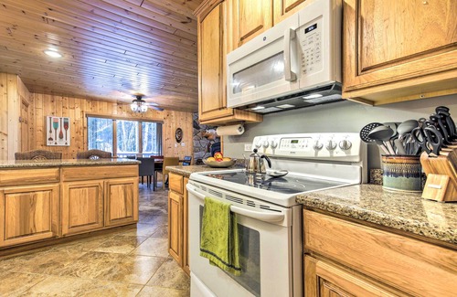 Crandon Cabin | Crandon Cabin Getaway w/Boat Dock & Deck!
