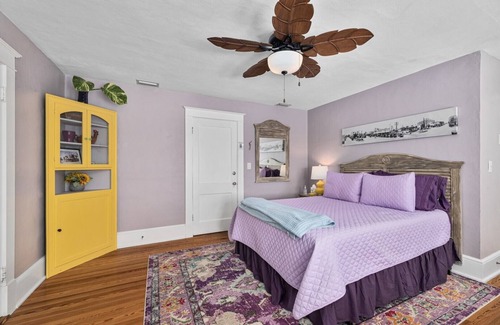 Historic Downtown Melbourne Bed & Breakfast | Crane Creek Inn Osprey Room: Waterfront, Pool, B&B