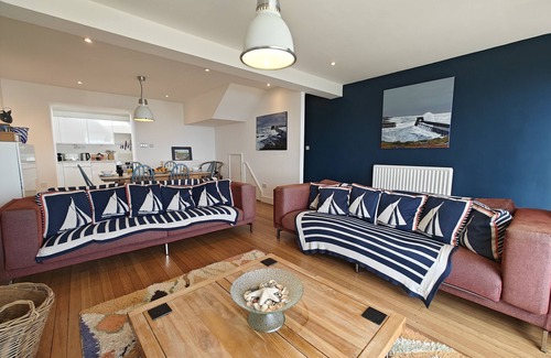 Craster House | Craster Rocks - Three Bedroom House, Sleeps 6