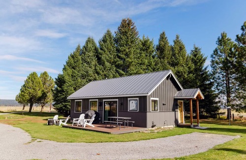 Fort Klamath Cabin | CRATER LAKE CATTLE CO. RANCH CABIN nShort drive to Crater Lake nBuilt in 2023n