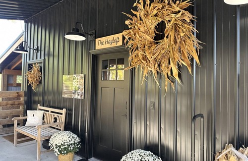 Logan Cabin | Creative Cabins - Hayloft