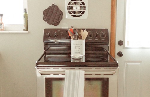 Westerville Apartment | Creative, Modern, Bright Getaway